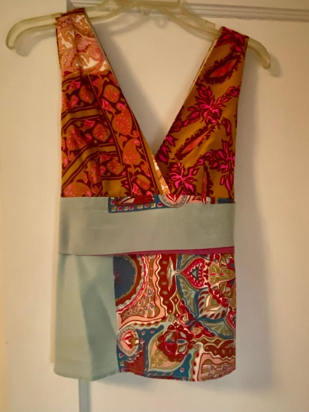 Alice & Trixie Top, size Large, Multi-pattern/colors